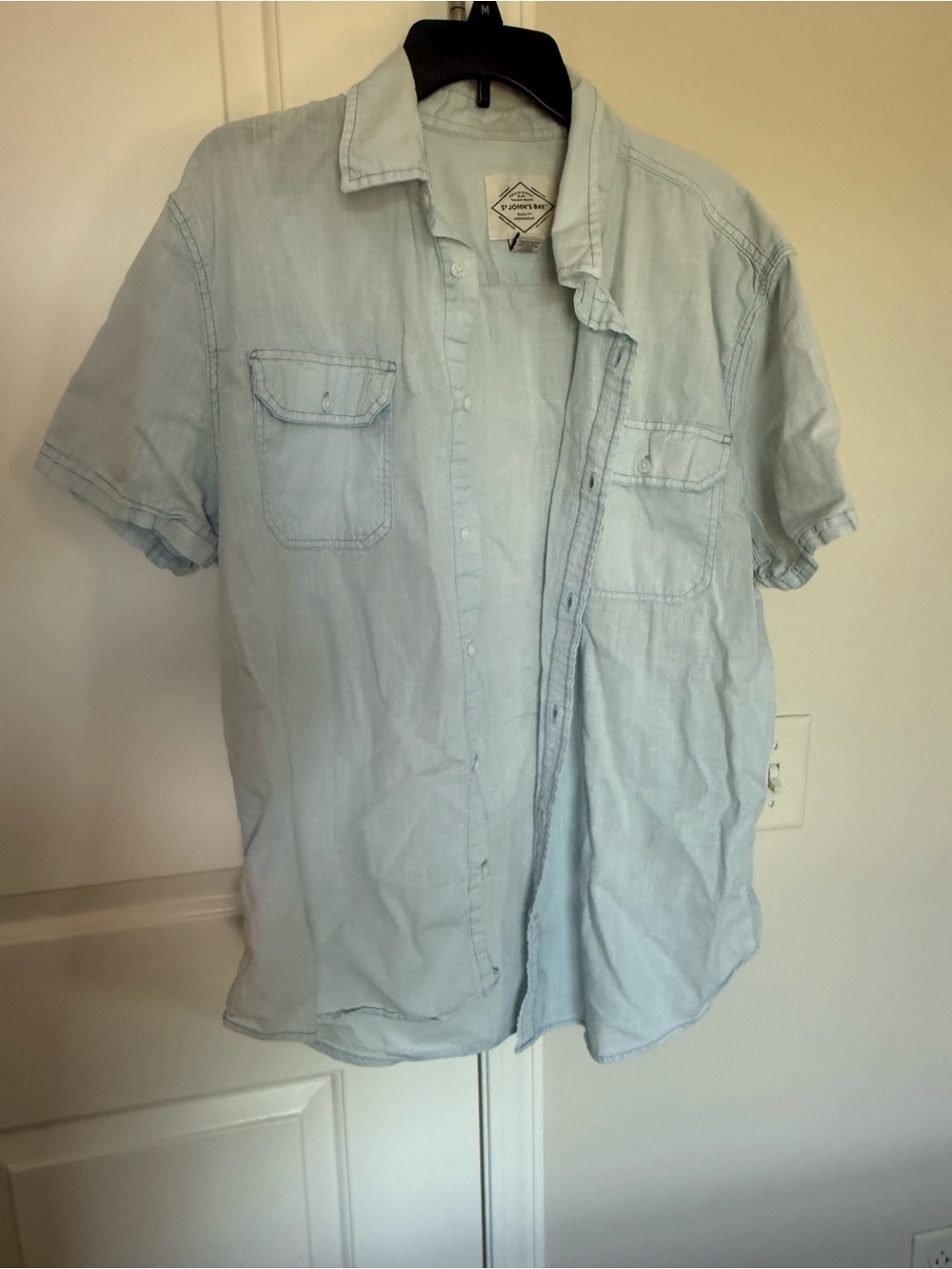 Light Blue Short-Sleeve Button-Up Shirt